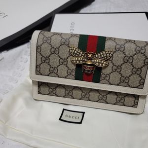 Gucci Queen Margaret GG Supreme Woc White
